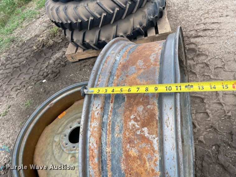 image for item ME9909 Irrigation tires and wheels