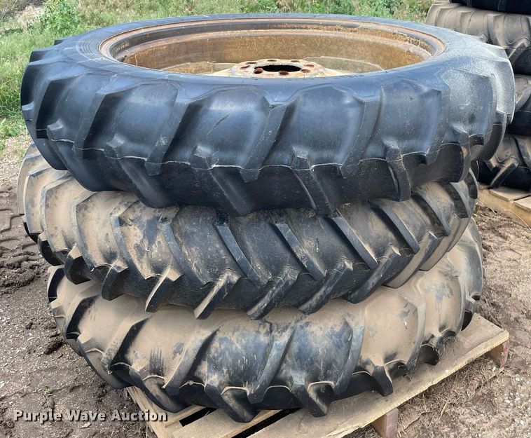 image for item ME9909 Irrigation tires and wheels