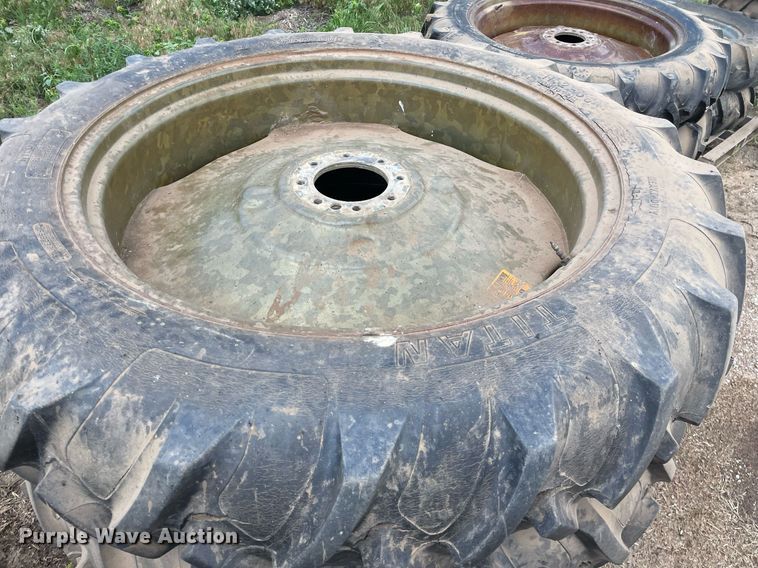 image for item ME9909 Irrigation tires and wheels