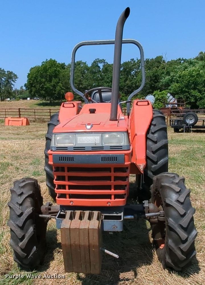 image for item MY9363 Kubota L3650D  MFWD tractor