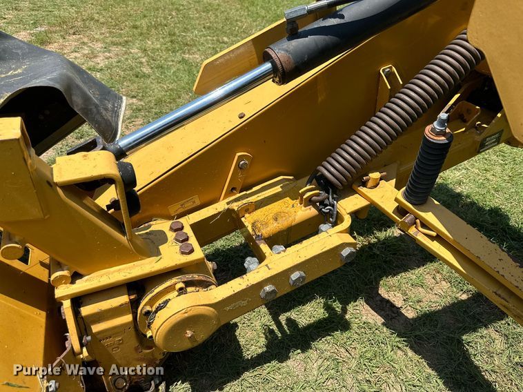 image for item NI9790 Vermeer M7040  disc mower