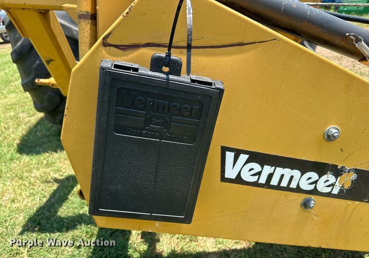 image for item NI9790 Vermeer M7040  disc mower