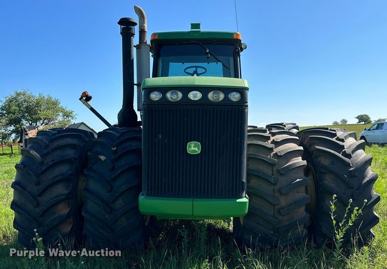 image for item NI9798 2002 John Deere 9420  4WD tractor