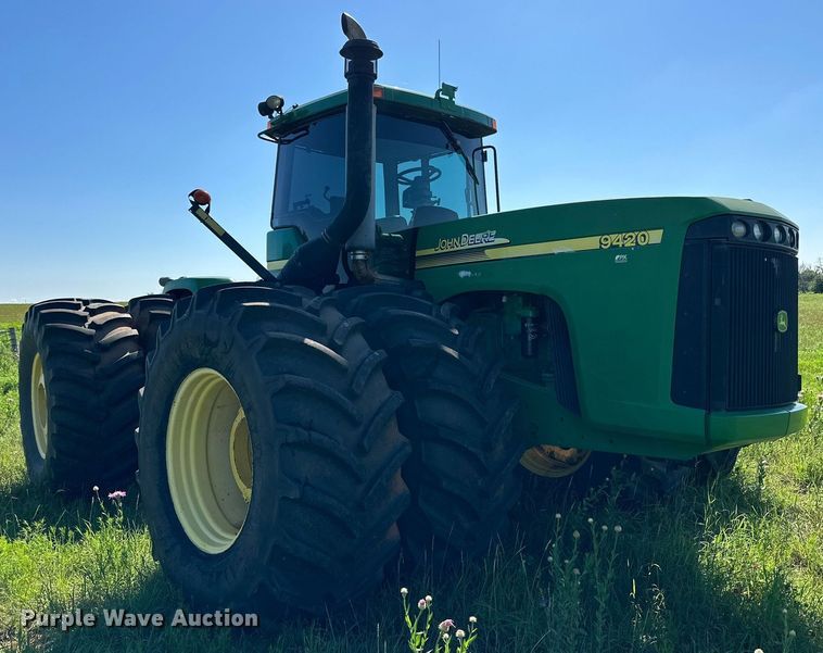 image for item NI9798 2002 John Deere 9420  4WD tractor
