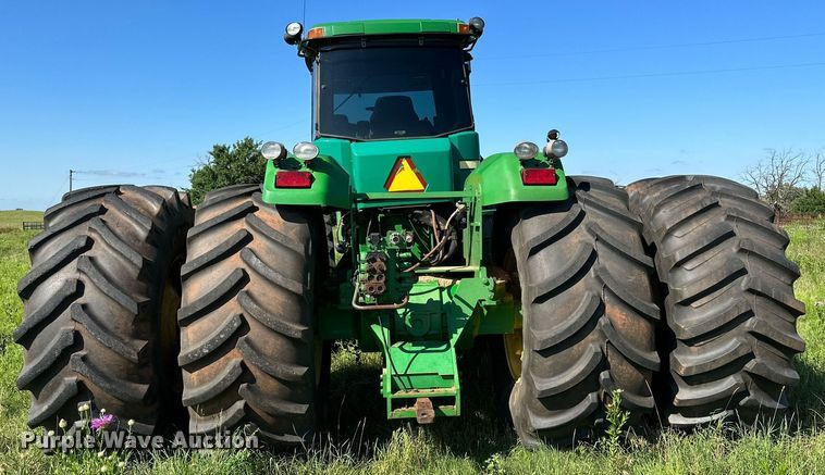 image for item NI9798 2002 John Deere 9420  4WD tractor