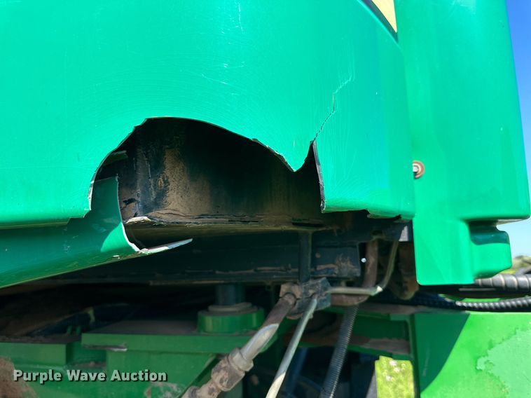 image for item NI9798 2002 John Deere 9420  4WD tractor