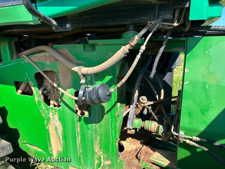 image for item NI9798 2002 John Deere 9420  4WD tractor