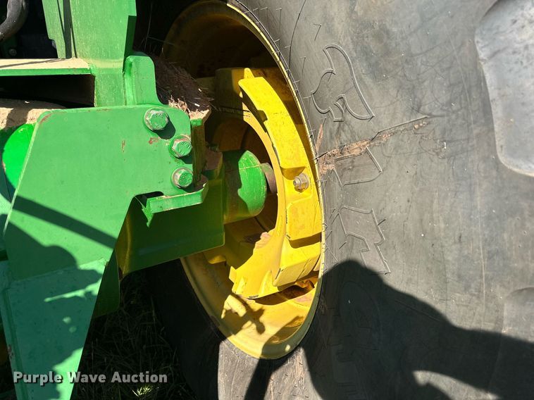 image for item NI9798 2002 John Deere 9420  4WD tractor