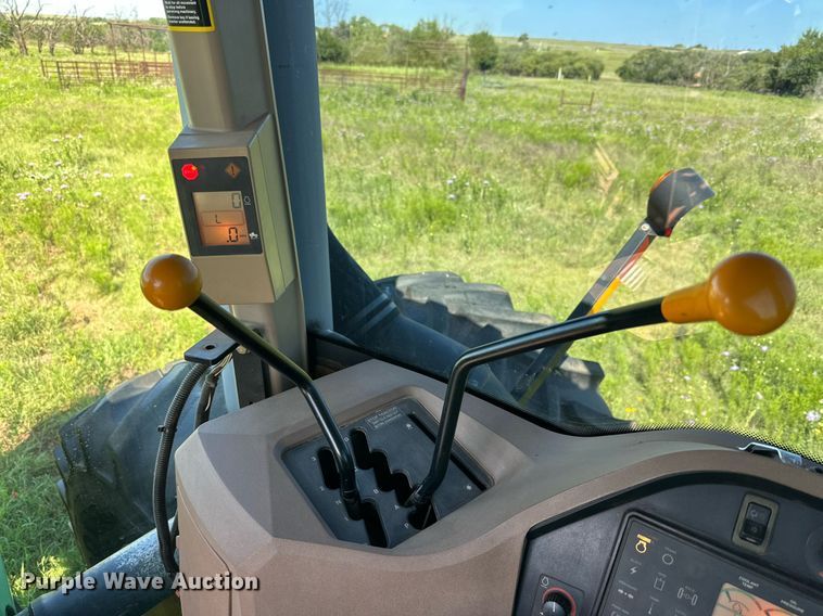 image for item NI9798 2002 John Deere 9420  4WD tractor