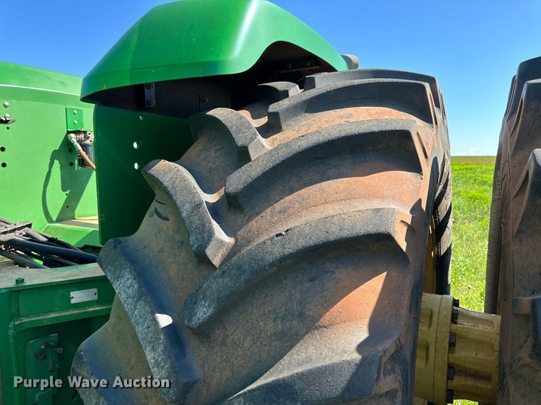 image for item NI9798 2002 John Deere 9420  4WD tractor