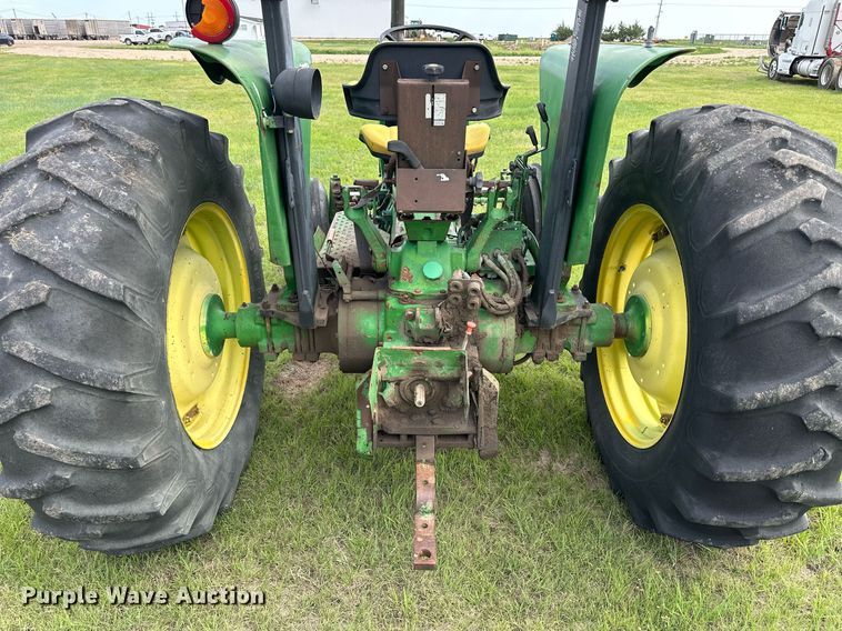 image for item NP9732 1990 John Deere 2755 tractor