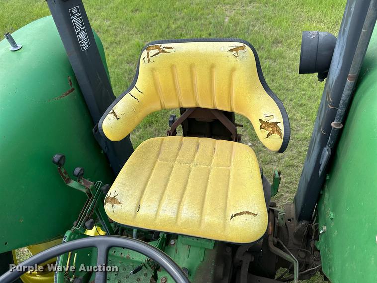 image for item NP9732 1990 John Deere 2755 tractor