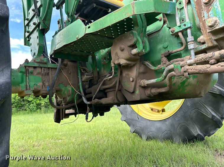 image for item NP9732 1990 John Deere 2755 tractor