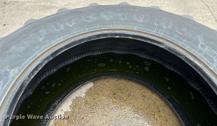 image for item NP9734 (14) Firestone 710/70R42 tires