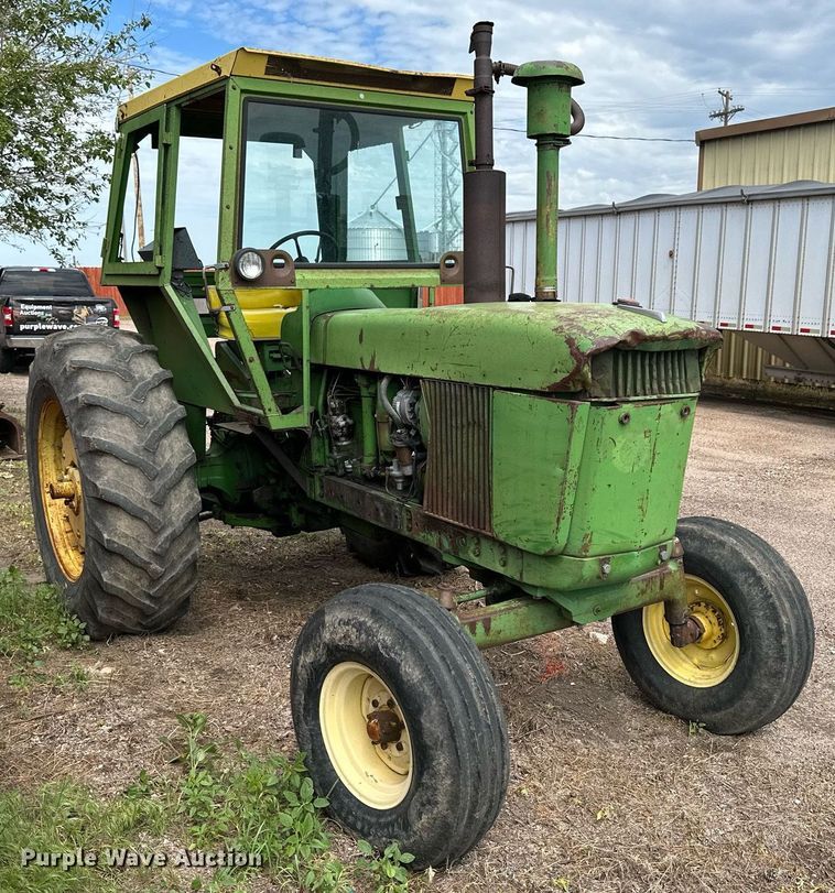 image for item NP9740 1961 John Deere 4010  tractor