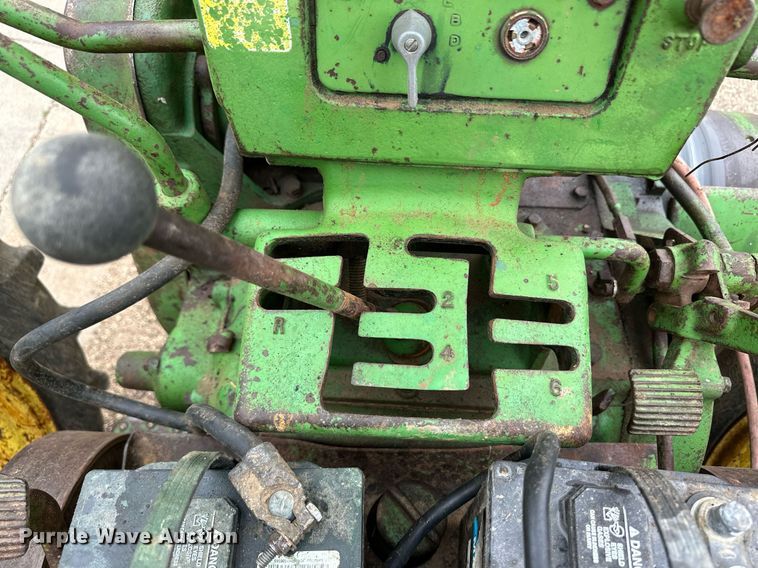 image for item NY9216 1959 John Deere 730  tractor