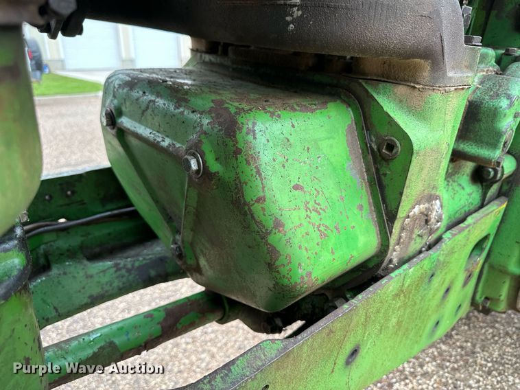 image for item NY9216 1959 John Deere 730  tractor