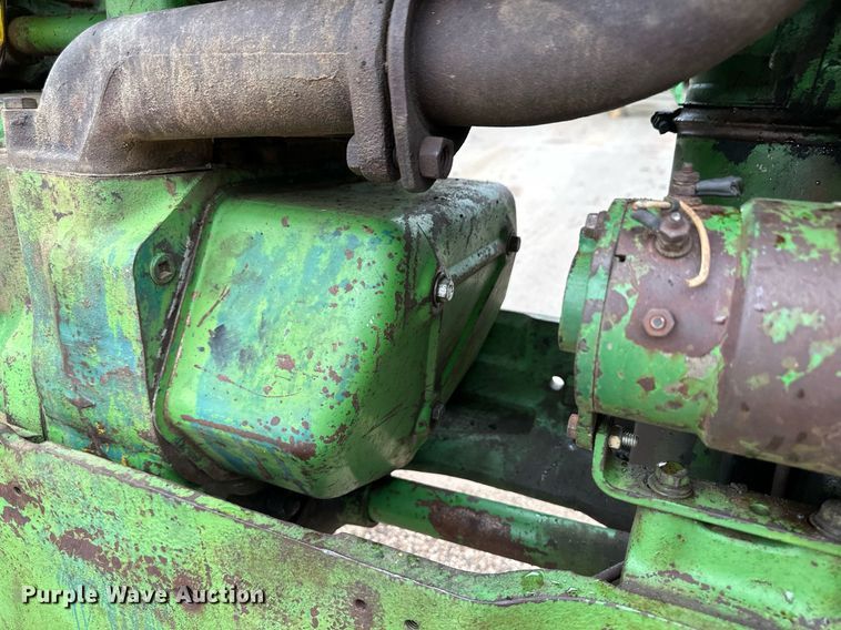 image for item NY9216 1959 John Deere 730  tractor