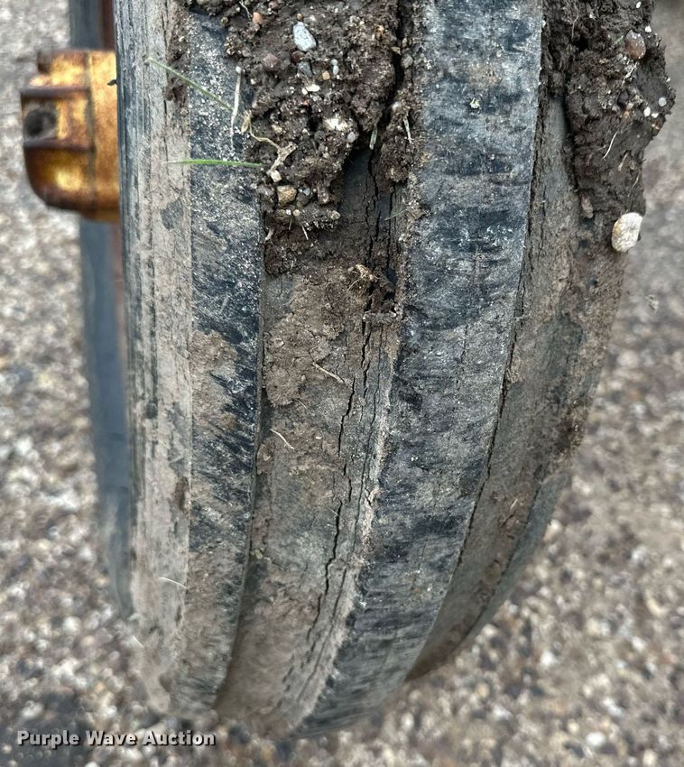 image for item NY9216 1959 John Deere 730  tractor