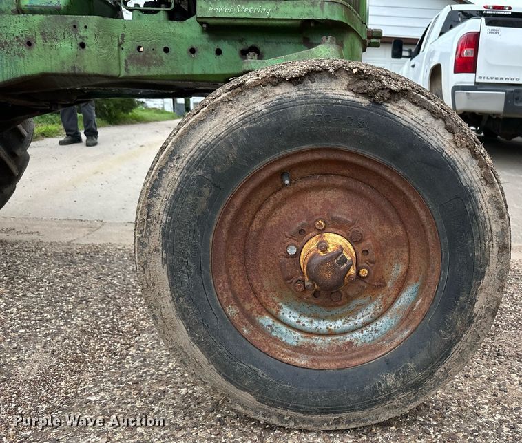 image for item NY9216 1959 John Deere 730  tractor