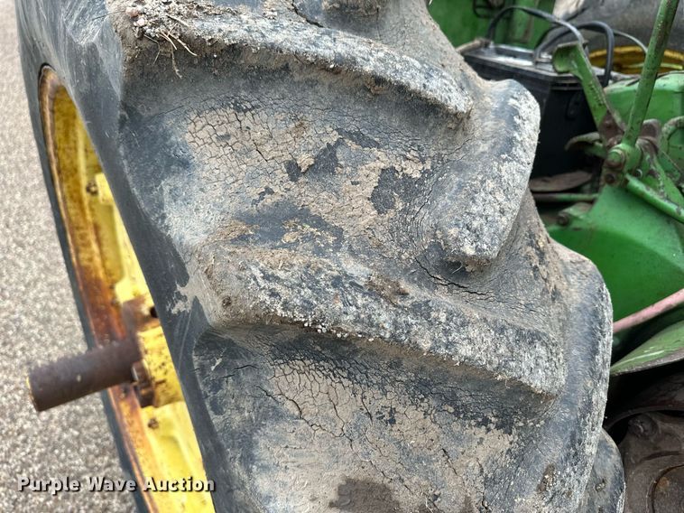 image for item NY9216 1959 John Deere 730  tractor