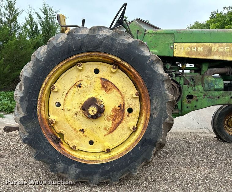 image for item NY9216 1959 John Deere 730  tractor