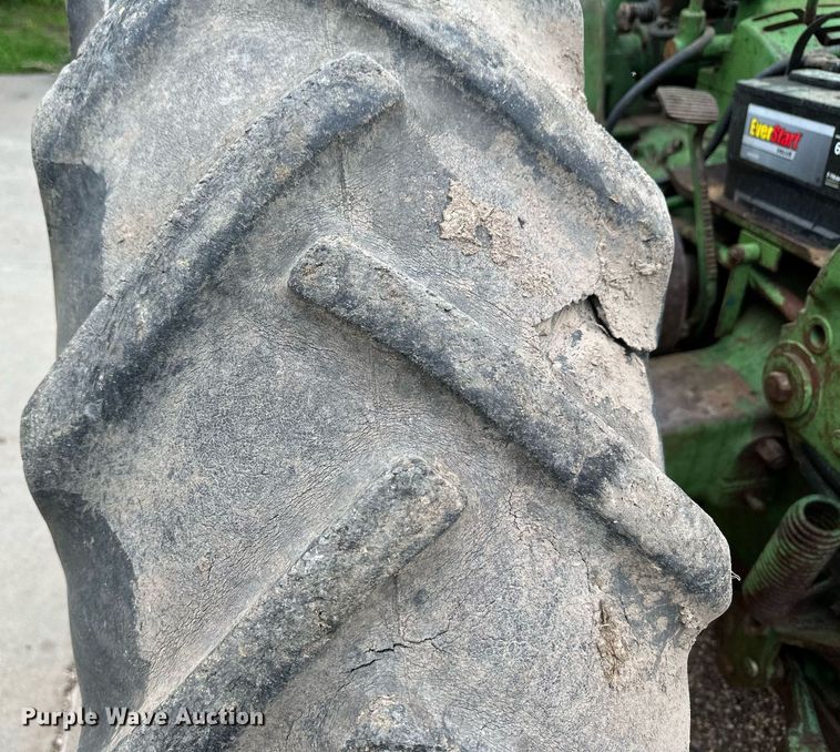 image for item NY9216 1959 John Deere 730  tractor