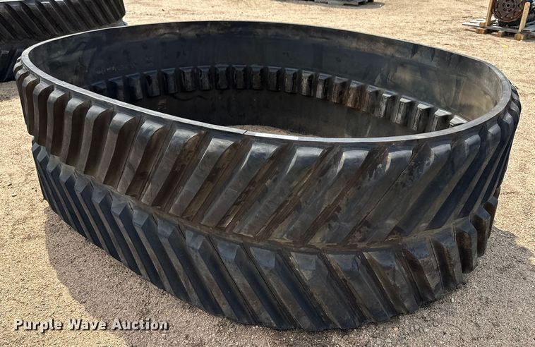 image for item NY9225 Rubber track