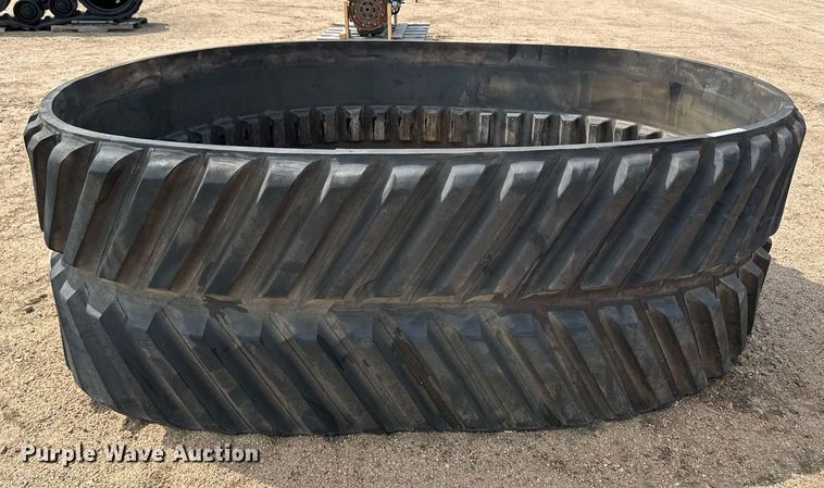 image for item NY9225 Rubber track
