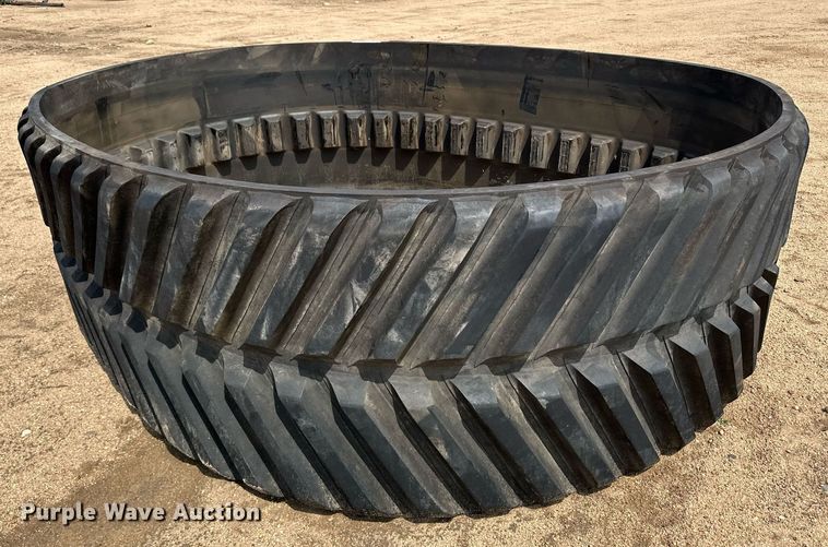 image for item NY9225 Rubber track