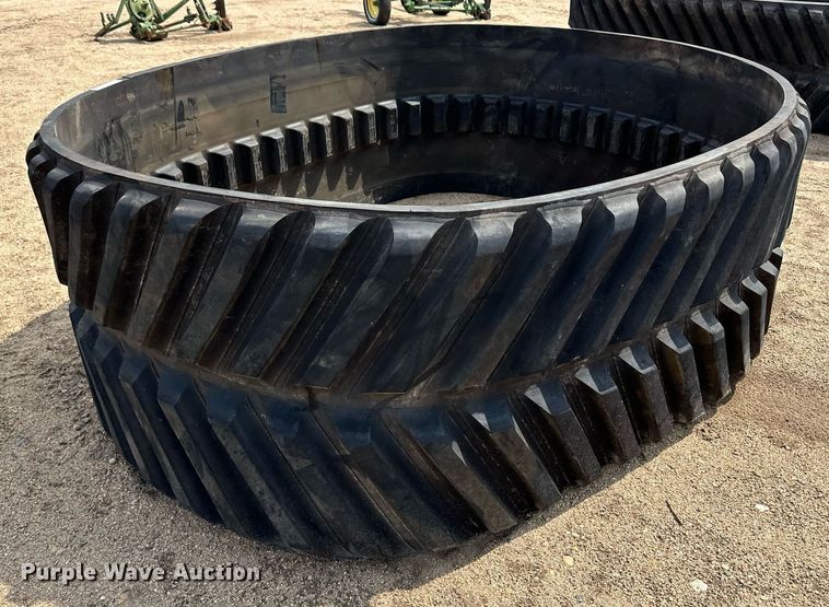 image for item NY9225 Rubber track