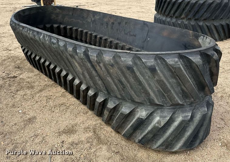 image for item NY9226 Rubber track