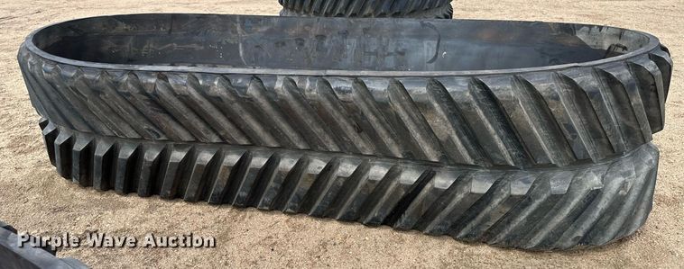 image for item NY9226 Rubber track