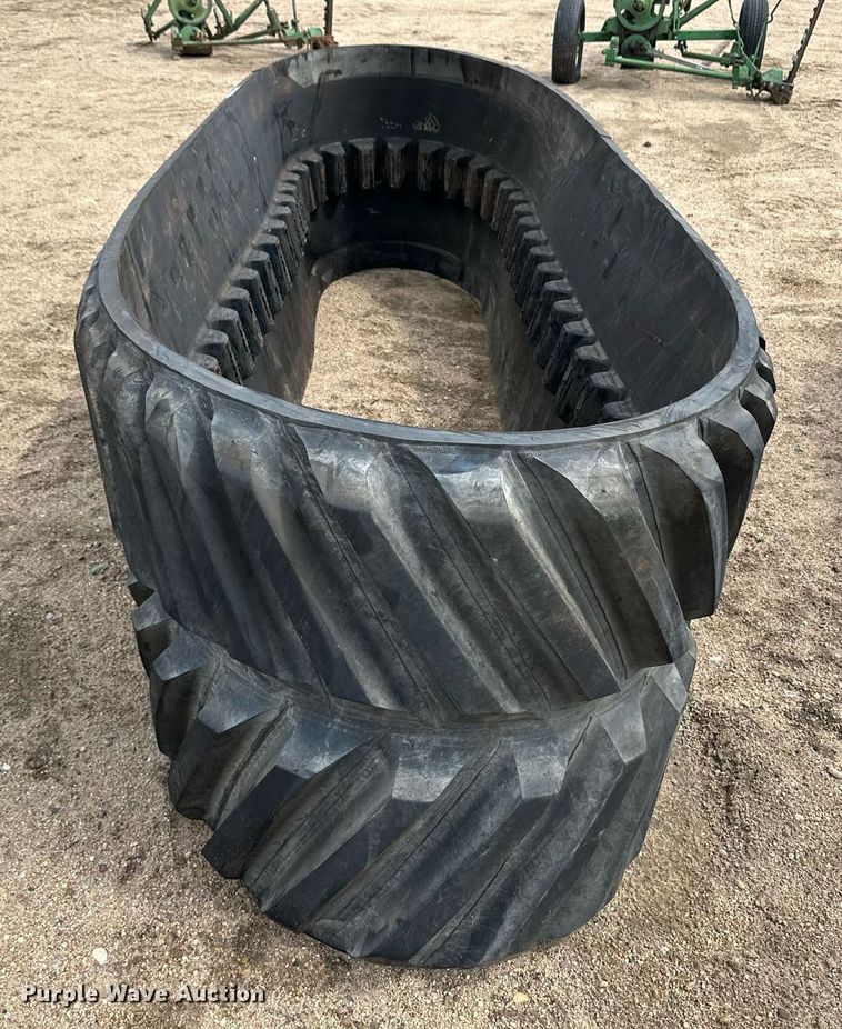 image for item NY9226 Rubber track