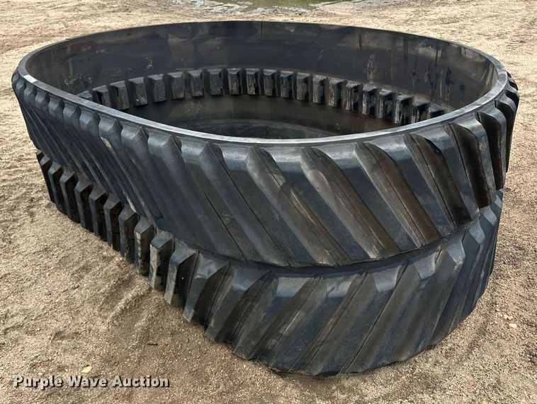 image for item NY9228 Rubber track