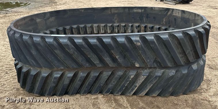 image for item NY9228 Rubber track