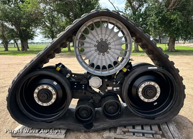 image for item NY9230 (2) Agco combine track assemblies