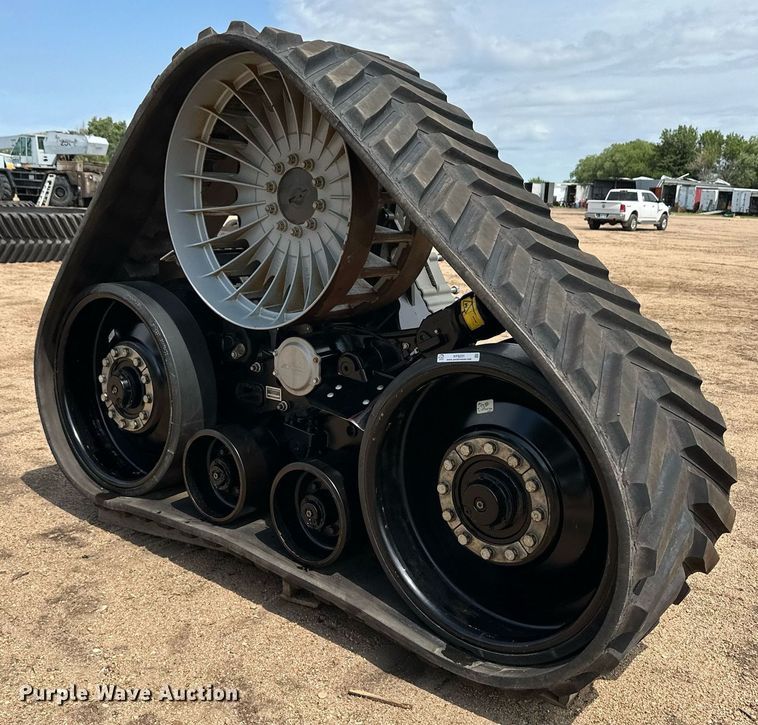 image for item NY9231 (2) Agco combine track assemblies