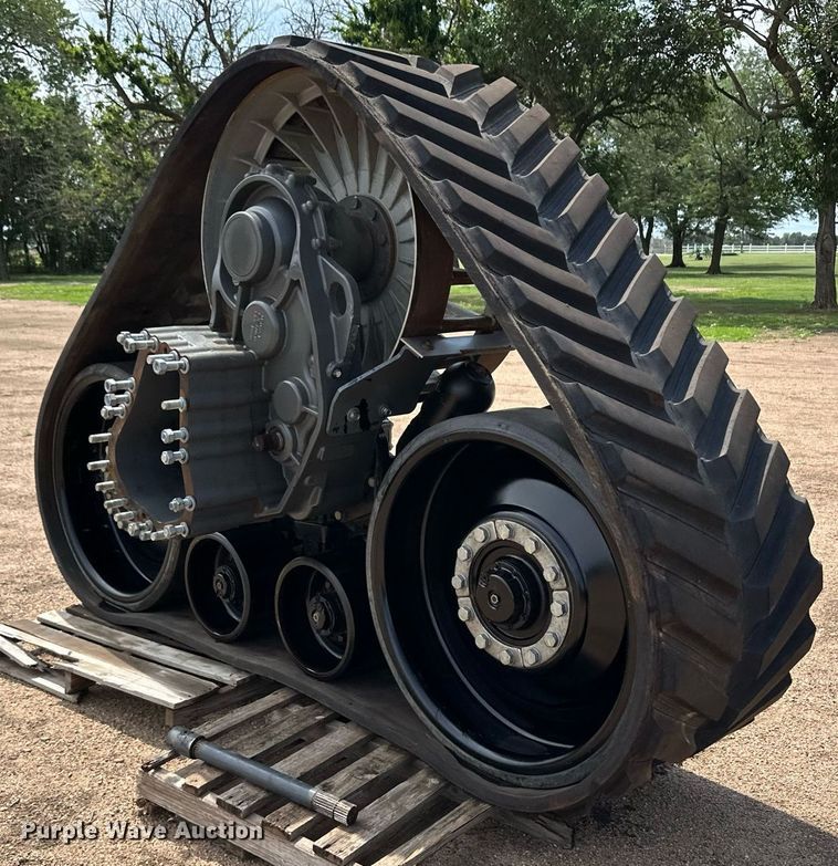 image for item NY9231 (2) Agco combine track assemblies