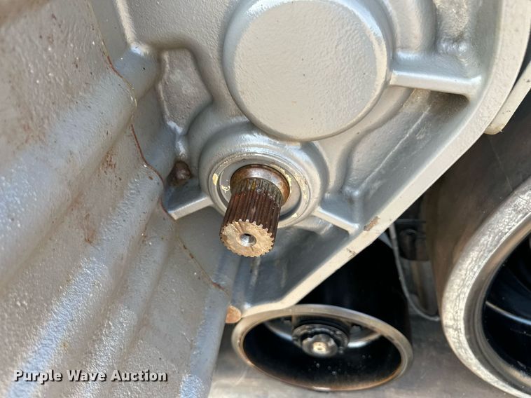 image for item NY9231 (2) Agco combine track assemblies