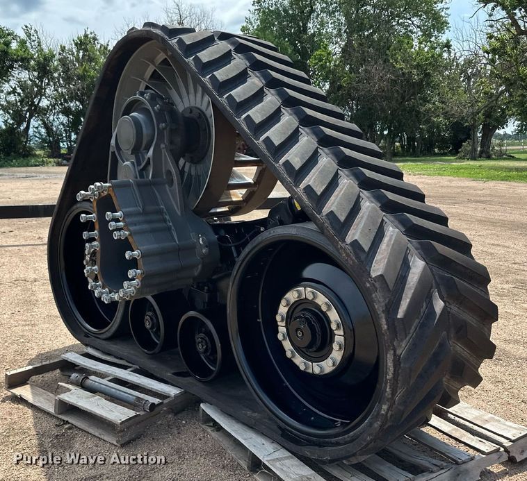 image for item NY9231 (2) Agco combine track assemblies