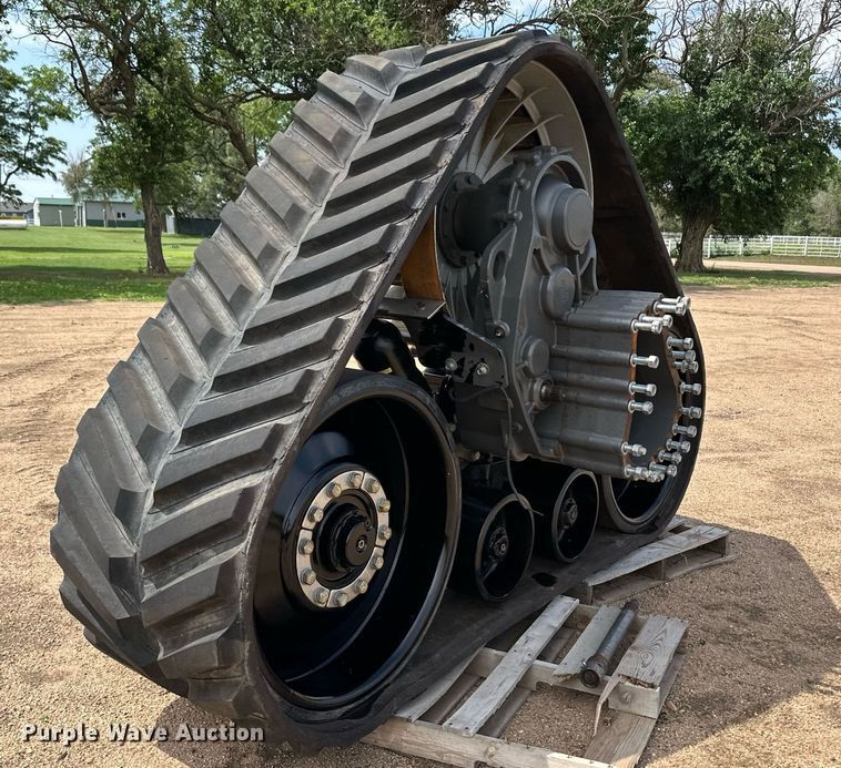 image for item NY9231 (2) Agco combine track assemblies