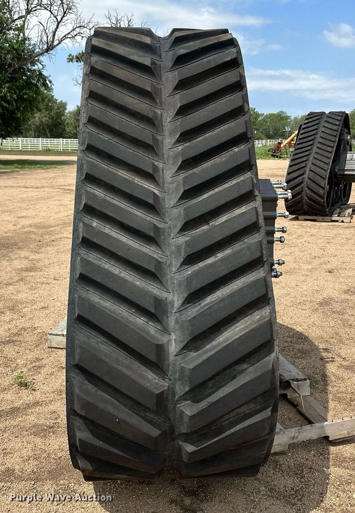 image for item NY9231 (2) Agco combine track assemblies