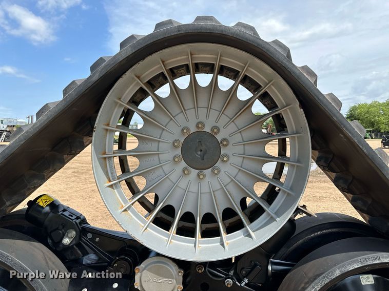 image for item NY9231 (2) Agco combine track assemblies