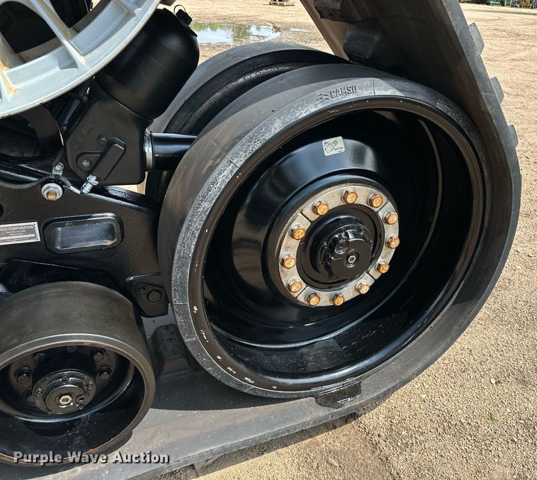 image for item NY9231 (2) Agco combine track assemblies