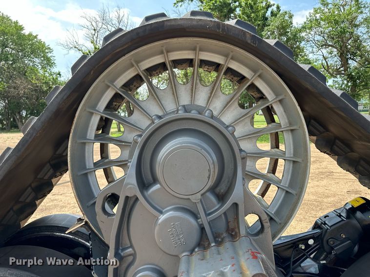 image for item NY9231 (2) Agco combine track assemblies