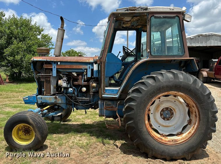 image for item OC9003 Ford 7700  tractor
