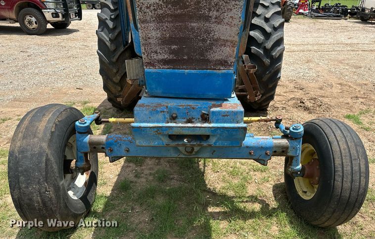 image for item OC9003 Ford 7700  tractor