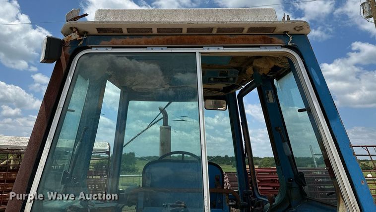 image for item OC9003 Ford 7700  tractor