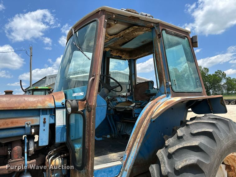 image for item OC9003 Ford 7700  tractor
